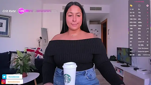 Snapshot of DannaaMeliza chatting on November 2025 12:39:02 PM DannaaMeliza online show from November 2025 12:39:02 PM