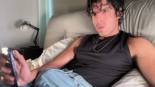 beranco19 online show from April 2026 09:26:02 PM