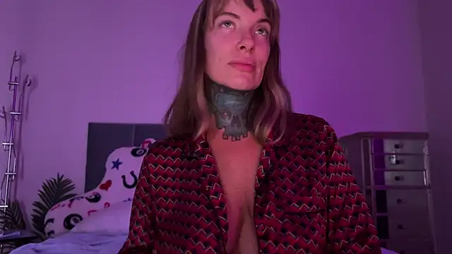 Snapshot of airgeadx chatting on December 2025 11:00:02 PM airgeadx online show from December 2025 11:00:02 PM