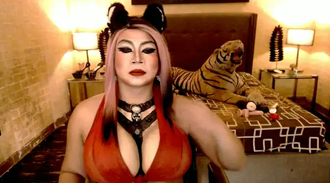 Snapshot of LavictoriaFox chatting on January 2025 06:10:01 PM LavictoriaFox online show from January 2025 06:10:01 PM