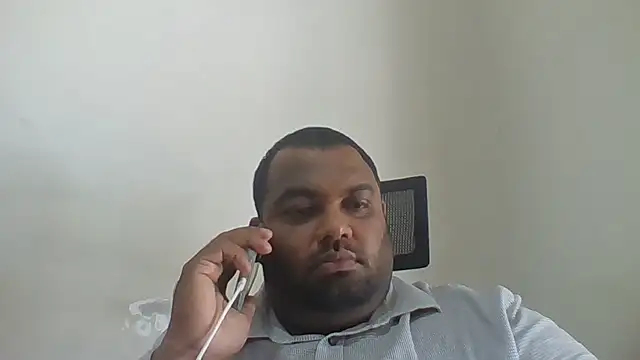 Snapshot of FatCockBoySL chatting on June 2026 06:05:01 AM FatCockBoySL online show from June 2026 06:05:01 AM