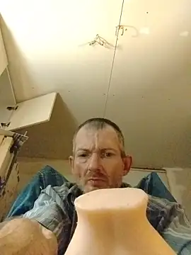 ROBERT0516 online show from November 2025 12:44:02 PM