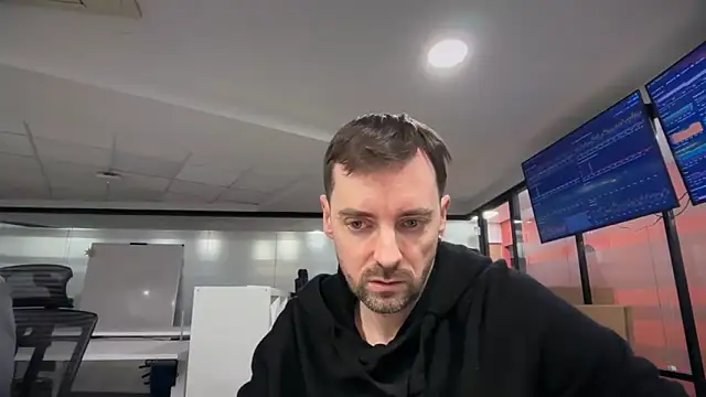 Snapshot of Sunning2 chatting on February 2026 02:57:02 PM Sunning2 online show from February 2026 02:57:02 PM