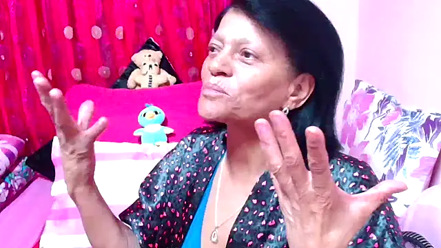 SLUTTYROXY online show from November 2025 07:19:02 AM