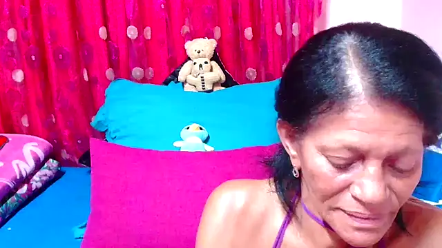 SLUTTYROXY online show from November 2025 08:41:02 PM