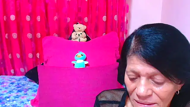 SLUTTYROXY online show from March 2026 06:33:01 PM