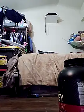 Snapshot of UncutHammer69 chatting on February 2025 10:45:01 PM UncutHammer69 online show from February 2025 10:45:01 PM