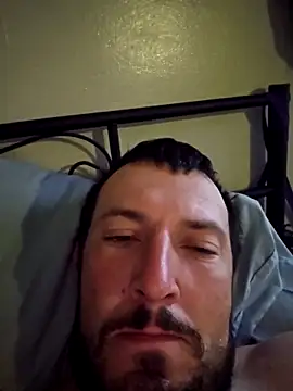 Snapshot of UncutHammer69 chatting on February 2025 06:01:02 PM UncutHammer69 online show from February 2025 06:01:02 PM