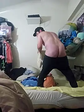 Snapshot of UncutHammer69 chatting on March 2025 06:15:02 AM UncutHammer69 online show from March 2025 06:15:02 AM