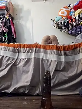 Snapshot of UncutHammer69 chatting on October 2025 07:01:02 PM UncutHammer69 online show from October 2025 07:01:02 PM