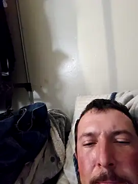 Snapshot of UncutHammer69 chatting on December 2025 04:00:01 PM UncutHammer69 online show from December 2025 04:00:01 PM