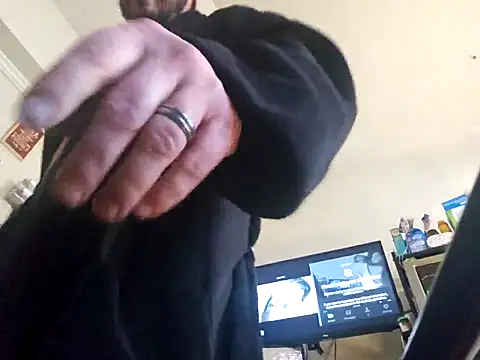 UncutHammer69 online show from January 2026 05:27:02 PM