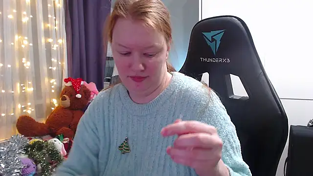 Lady Inari online show from December 2024 04:06:01 PM