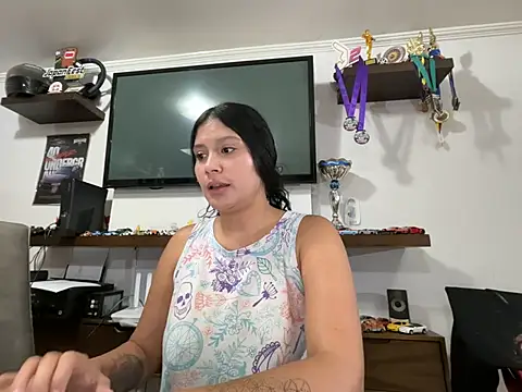 kinky milaxh online show from March 2026 01:11:01 AM