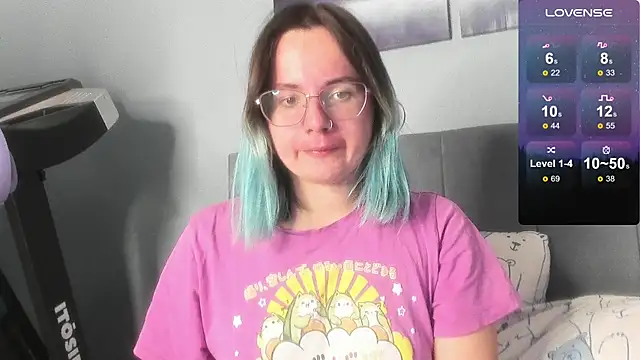 Snapshot of MilaniaCute chatting on October 2025 06:21:01 PM MilaniaCute online show from October 2025 06:21:01 PM