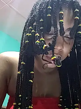 Snapshot of HONEYSWEETS_LIVE chatting on October 2025 09:24:01 PM HONEYSWEETS LIVE online show from October 2025 09:24:01 PM