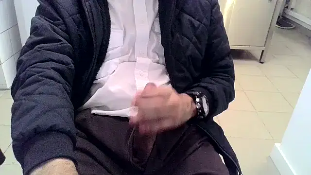 Snapshot of abonado22cm chatting on February 2025 02:47:02 AM abonado22cm online show from February 2025 02:47:02 AM