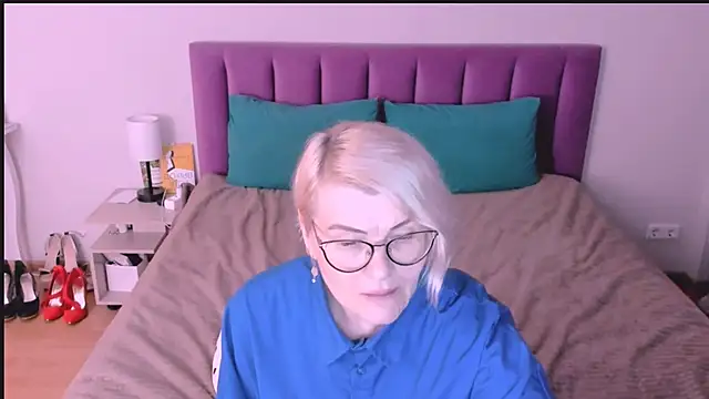 Snapshot of sabrinamacmarren chatting on October 2025 08:38:01 PM sabrinamacmarren online show from October 2025 08:38:01 PM