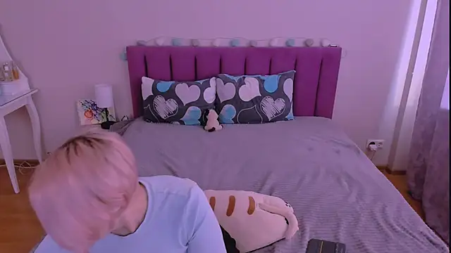 sabrinamacmarren online show from February 2026 09:38:01 AM