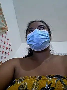 Snapshot of Artinah22 chatting on December 2024 07:50:02 PM Artinah22 online show from December 2024 07:50:02 PM