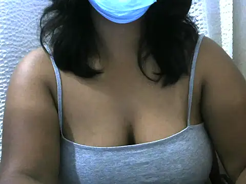 Artinah22 online show from December 2025 07:07:01 PM