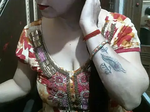 UrsMansi online show from November 2025 03:50:02 AM