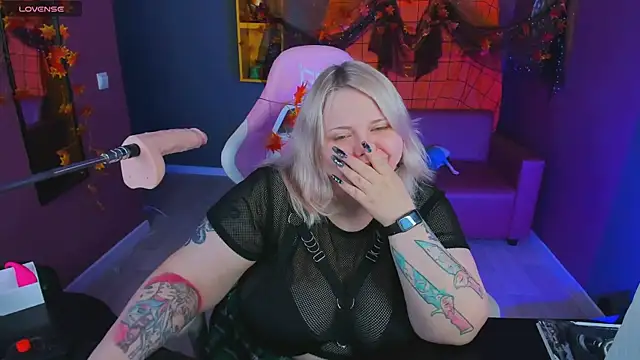 Yoki Shizuko online show from October 2025 06:57:01 AM