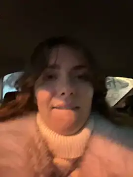 MariiD online show from December 2024 02:27:01 PM