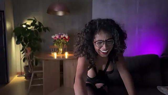 Snapshot of illaroom chatting on February 2025 12:05:01 AM illaroom online show from February 2025 12:05:01 AM