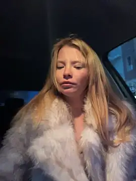 AnastasiaAniess online show from April 2026 06:13:02 PM