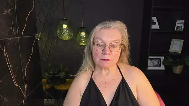 NataliMellow online show from December 2025 01:16:02 PM