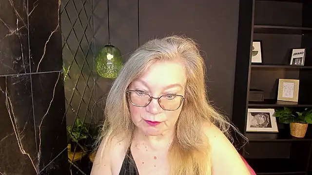 NataliMellow online show from January 2026 01:03:01 PM