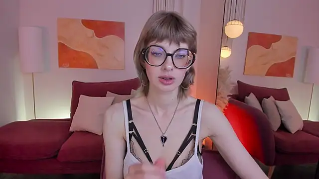 Snapshot of RubySoft chatting on October 2025 09:04:02 PM RubySoft online show from October 2025 09:04:02 PM