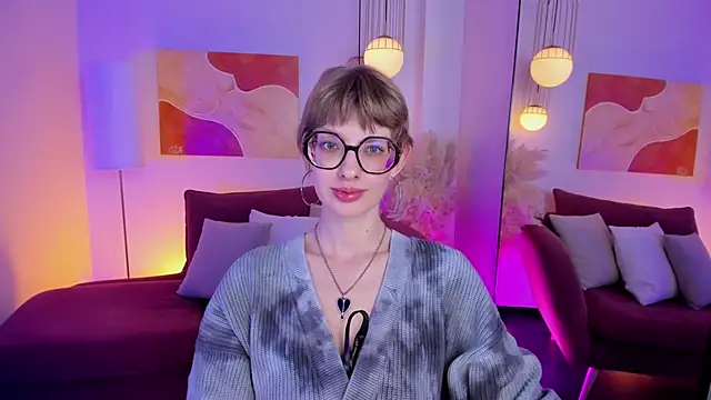 Snapshot of RubySoft chatting on October 2025 08:54:02 PM RubySoft online show from October 2025 08:54:02 PM