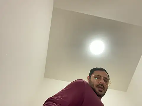 Enderson007 online show from November 2025 02:06:02 PM