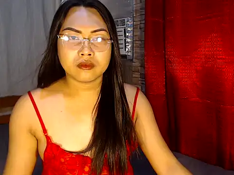 Cumshooterqueen online show from May 2026 06:04:02 PM