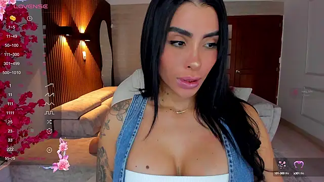 Sarah Stone  online show from September 2025 07:37:02 PM