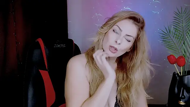 Snapshot of Eleonores chatting on October 2025 05:15:01 AM Eleonores online show from October 2025 05:15:01 AM