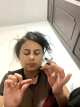 Snapshot of AbbyTaylorr chatting on September 2025 12:43:01 AM AbbyTaylorr online show from September 2025 12:43:01 AM