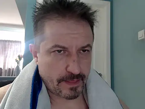 Snapshot of MisterFaithRO chatting on April 2026 01:31:02 PM MisterFaithRO online show from April 2026 01:31:02 PM