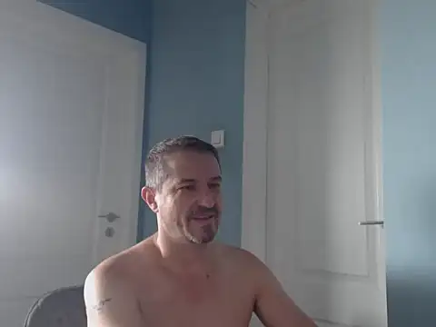 Snapshot of MisterFaithRO chatting on August 2026 07:55:02 AM MisterFaithRO online show from August 2026 07:55:02 AM