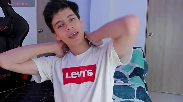 Dimitrixxx   online show from October 2025 02:00:01 AM