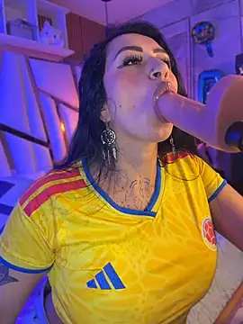 Snapshot of Tattooed_spittingdoll chatting on June 2026 01:09:02 PM Tattooed spittingdoll online show from June 2026 01:09:02 PM
