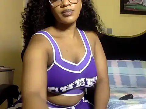 Snapshot of BOOTYBANGER24xx chatting on May 2026 08:41:01 AM BOOTYBANGER24xx online show from May 2026 08:41:01 AM