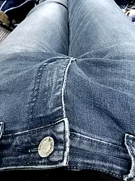 Snapshot of Babyucum4me chatting on December 2024 10:50:02 AM Babyucum4me online show from December 2024 10:50:02 AM