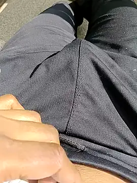 Snapshot of Babyucum4me chatting on January 2025 06:14:01 AM Babyucum4me online show from January 2025 06:14:01 AM