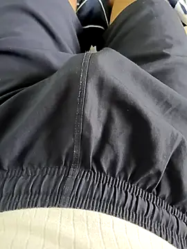 Snapshot of Babyucum4me chatting on February 2025 06:50:02 AM Babyucum4me online show from February 2025 06:50:02 AM