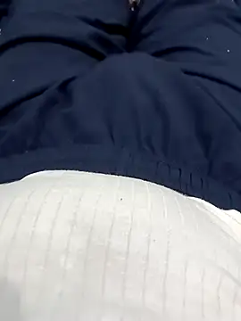 Snapshot of Babyucum4me chatting on February 2025 01:35:02 PM Babyucum4me online show from February 2025 01:35:02 PM