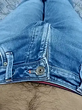 Snapshot of Babyucum4me chatting on March 2025 02:15:02 PM Babyucum4me online show from March 2025 02:15:02 PM