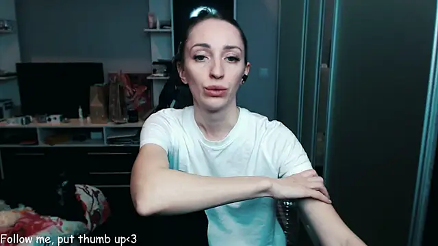 Snapshot of Natalimeowks chatting on December 2024 05:02:01 PM Natalimeowks online show from December 2024 05:02:01 PM